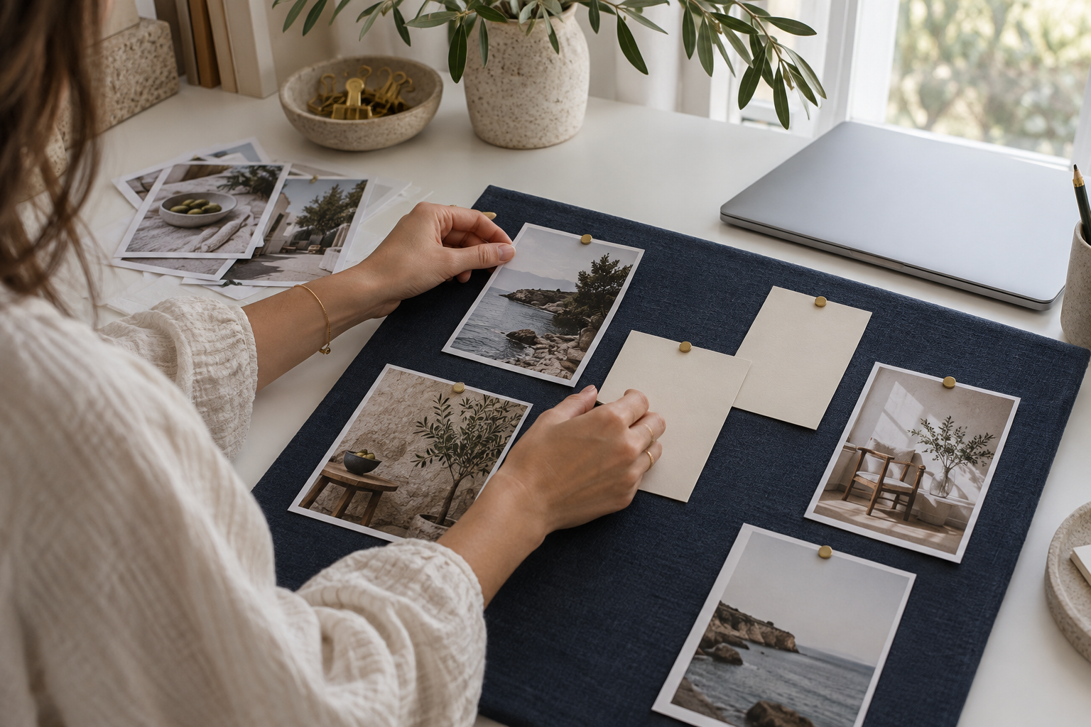 Arranging photographs and page cards to plan website content